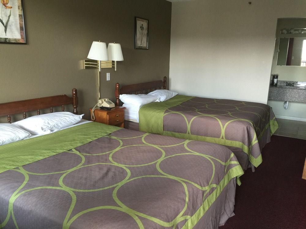 Knights Inn Glade Spring Ngoại thất bức ảnh